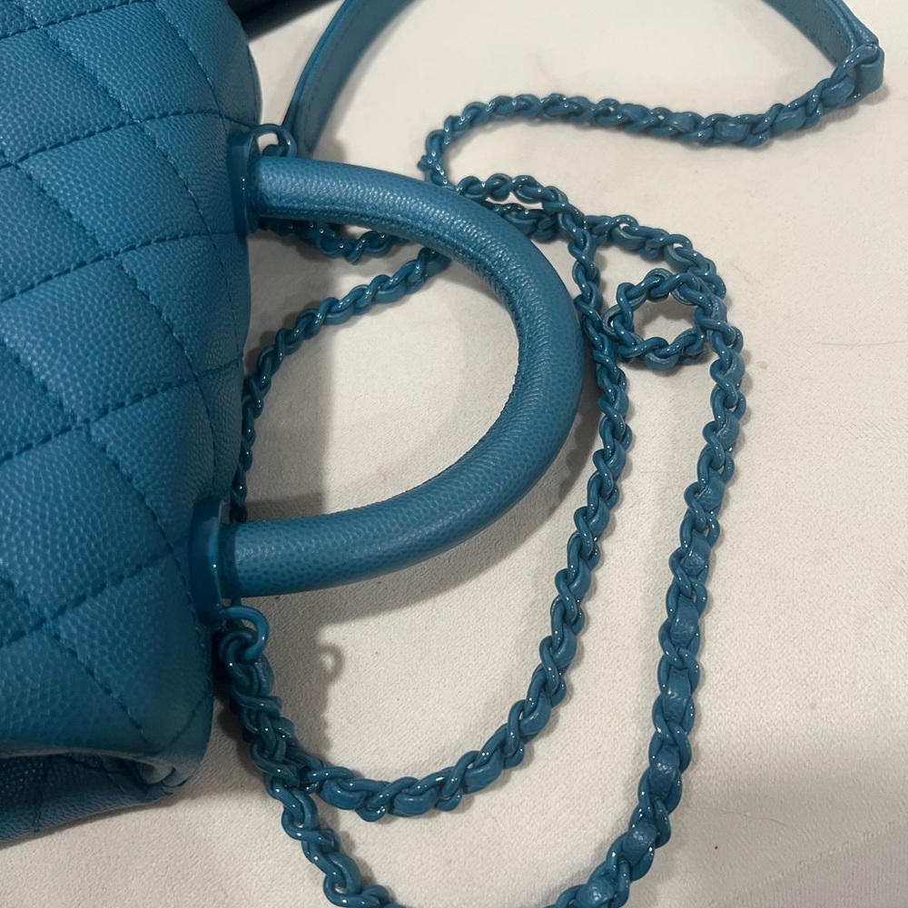 Chanel coco Caviar Turquoise Blue Bag - Picture 2 of 9